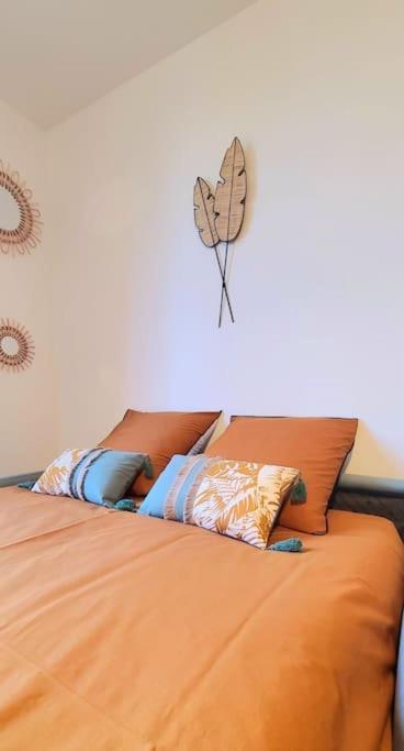 Studio Cosy Avec Vue Sur La Seine 康弗兰斯·圣荷诺 外观 照片