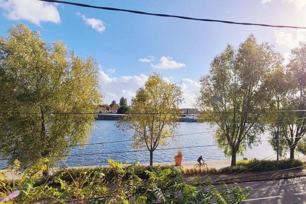 Studio Cosy Avec Vue Sur La Seine 康弗兰斯·圣荷诺 外观 照片